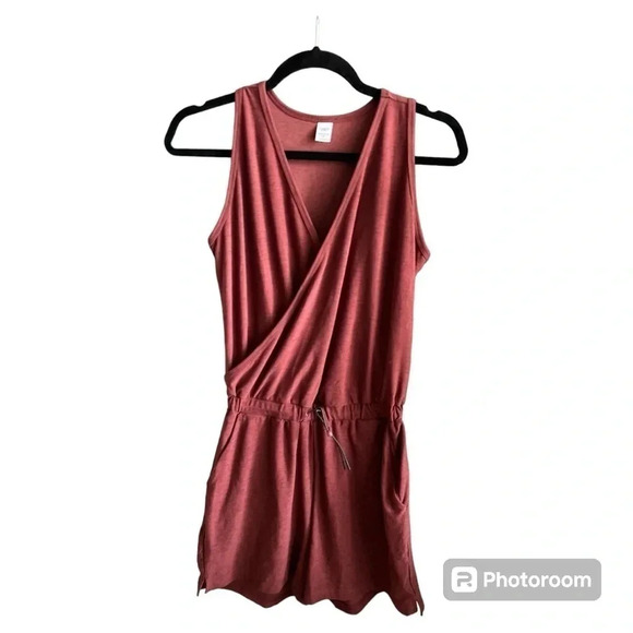 Old Navy Pants - NWT Old Navy Breathe On cross front V-neck romper